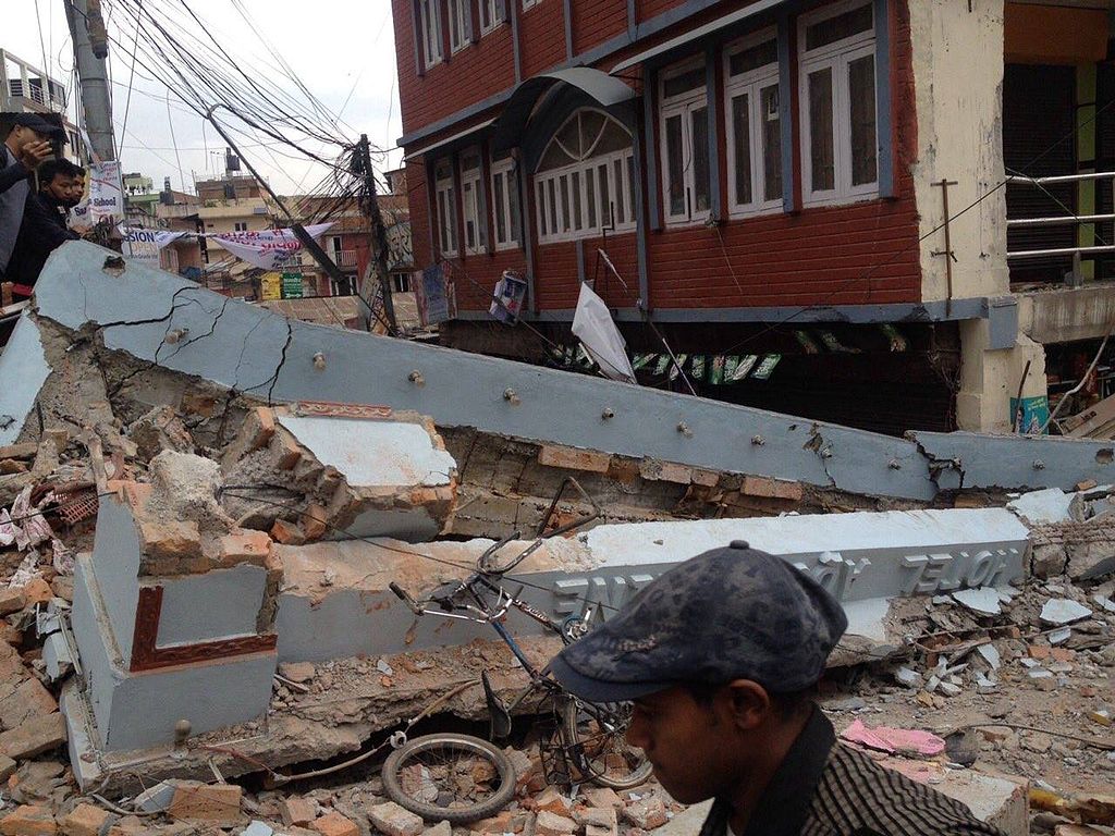 1024px-Nepal_Earthquake_2015_011667998911.jpg