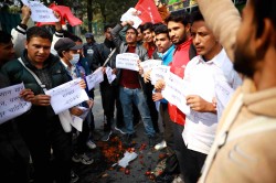 Students protest govt's refusal to test for pesticides in imported veggies (Photo gallery)