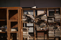 Kaiser library struggles to protect books from decaying (Photo Gallery)