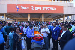 Family, friends and well wishers pay final respects to Satya Mohan Joshi