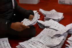 Counting of vote begins in more than 30 districts (Photo Gallery)