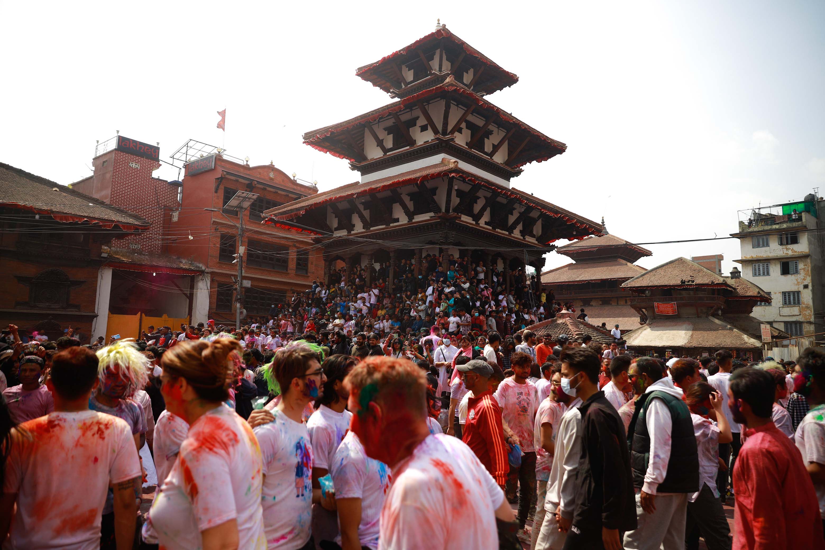 holi nepal